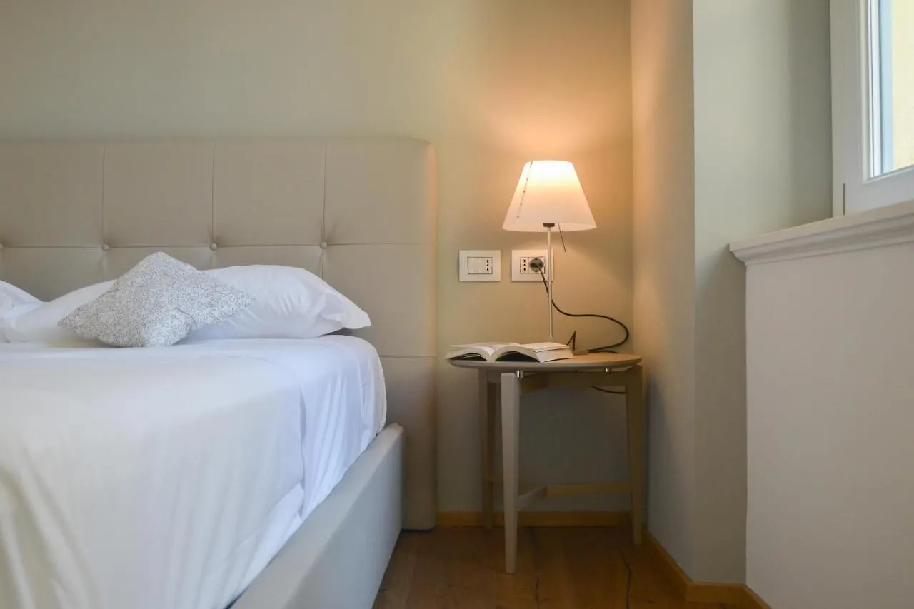 Joivy Fulcorina Apartman Milánó 0*,  Olaszország