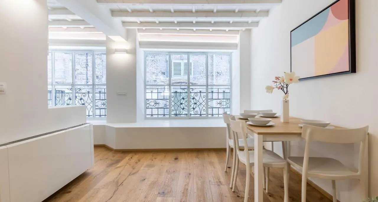 Joivy Fulcorina Apartman Milánó 0*,