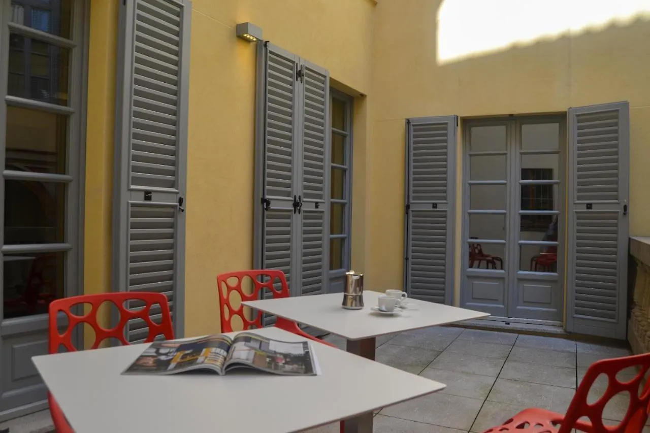 Joivy Fulcorina Apartment Milan